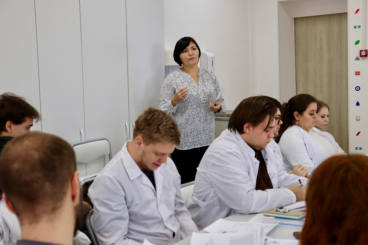 Сбор выпускников колледжа: подготовка ко дню карьеры
